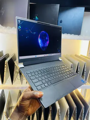 Laptop Dell Allenware M15 R5 16GB Intel Core i7 SSD 512GB
