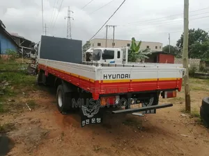 Hyundai 5 Ton