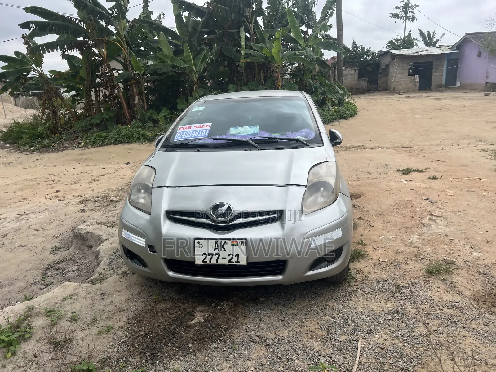 Toyota Vitz 1.3 AWD 3dr 2010 Silver