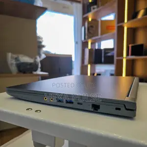 Laptop MSI 16GB Intel Core i5 SSD 512GB