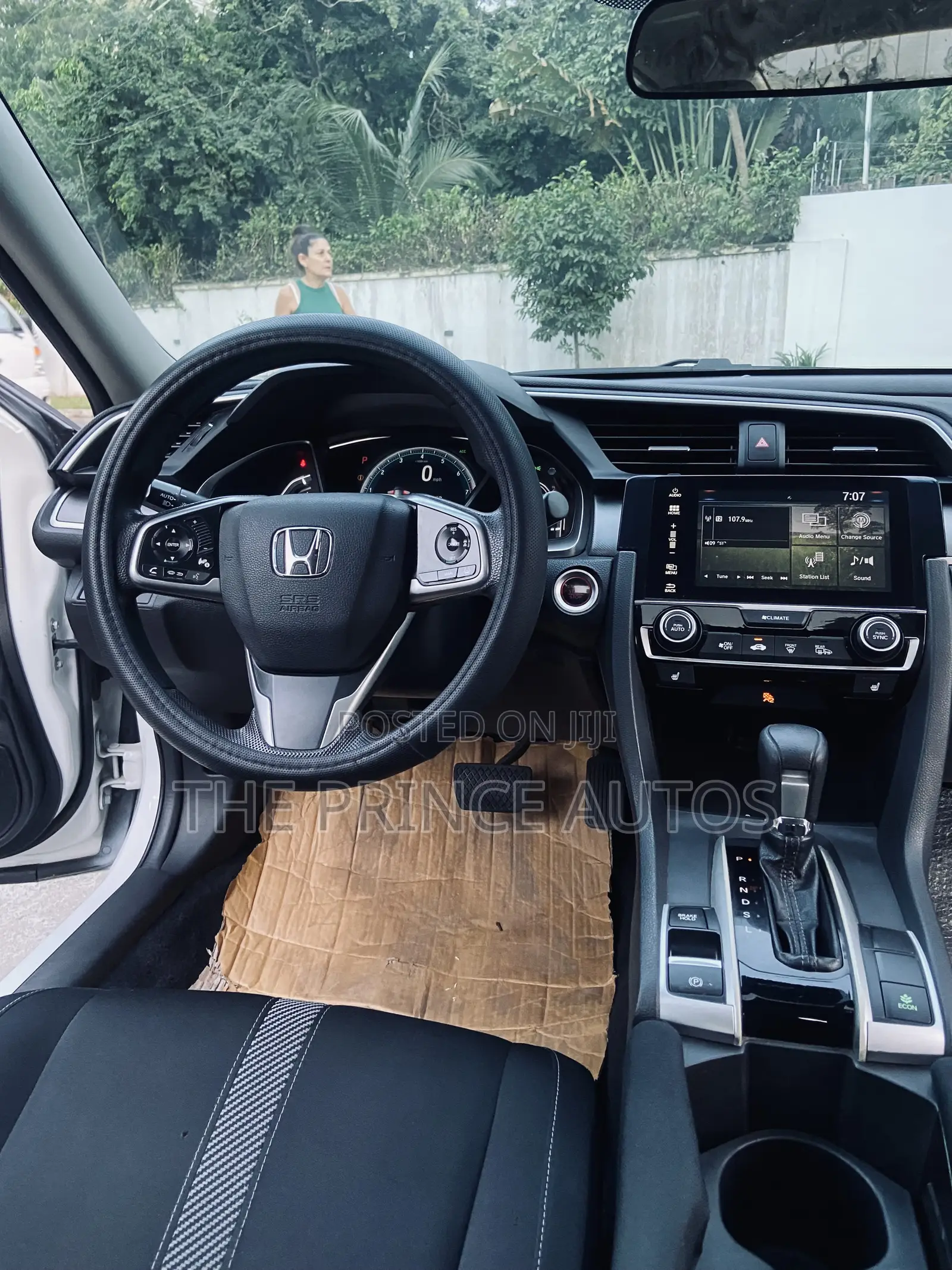 Honda Civic EX-L Sedan 2018 White