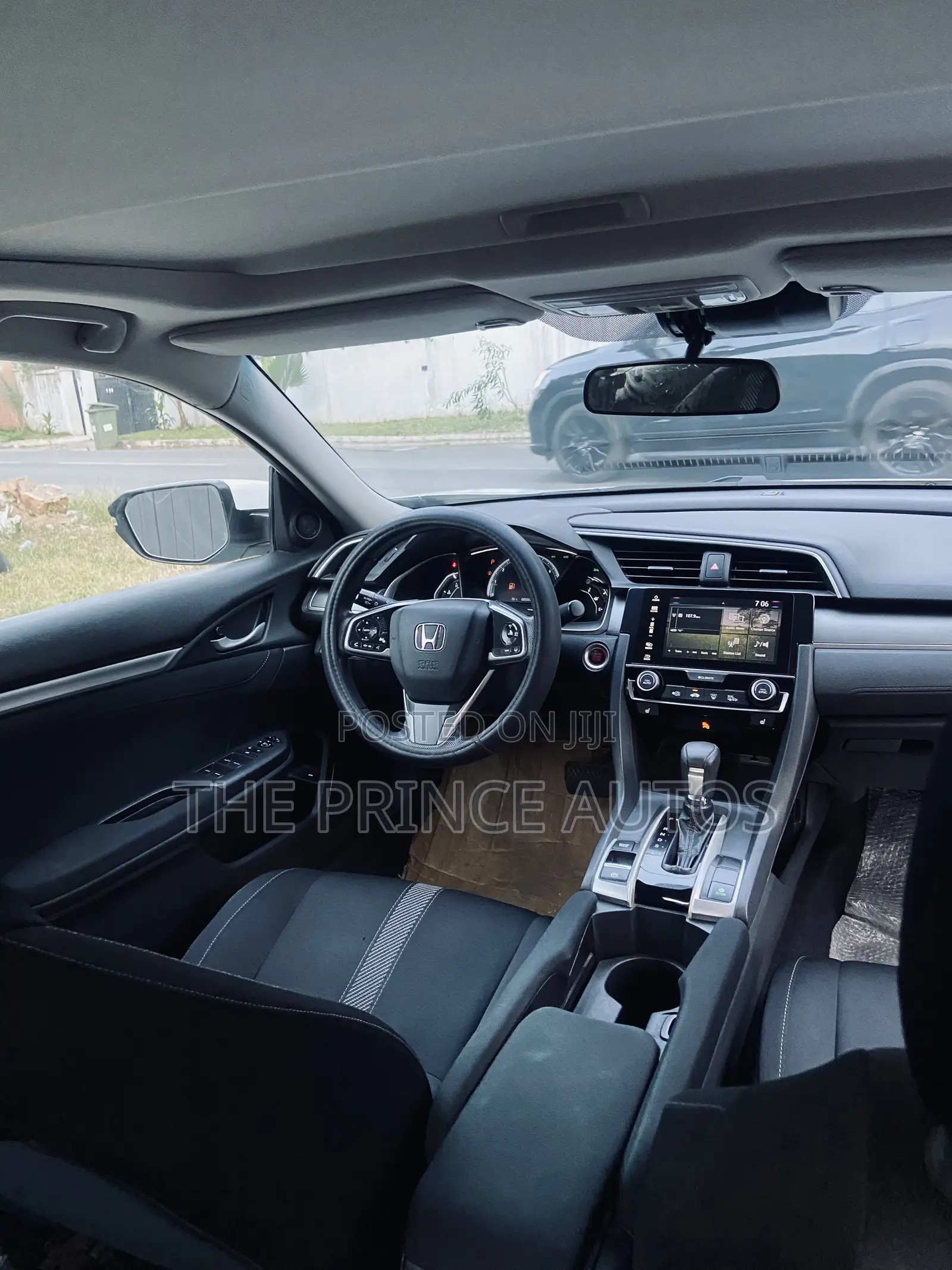 Honda Civic EX-L Sedan 2018 White