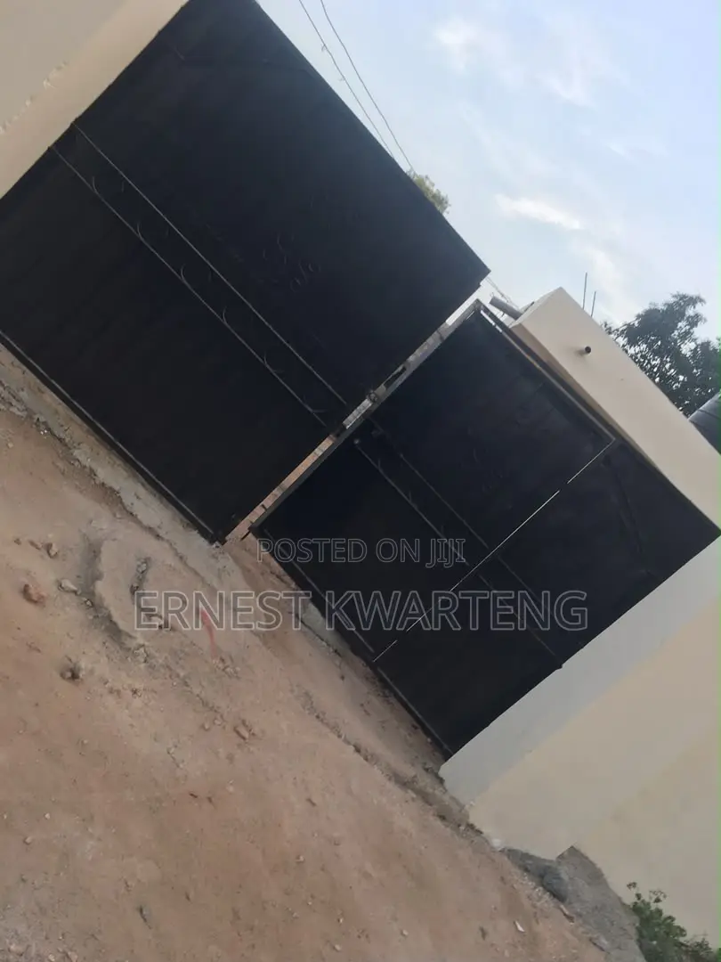 1bdrm Apartment in Adwoa Yeboah’S, Sowutwuom for rent