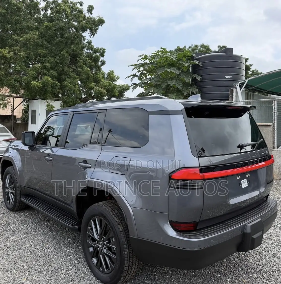 New Lexus GX 2026 Gray