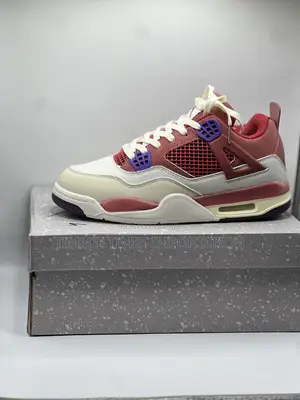 Jordan 4 Sneaker Unisex