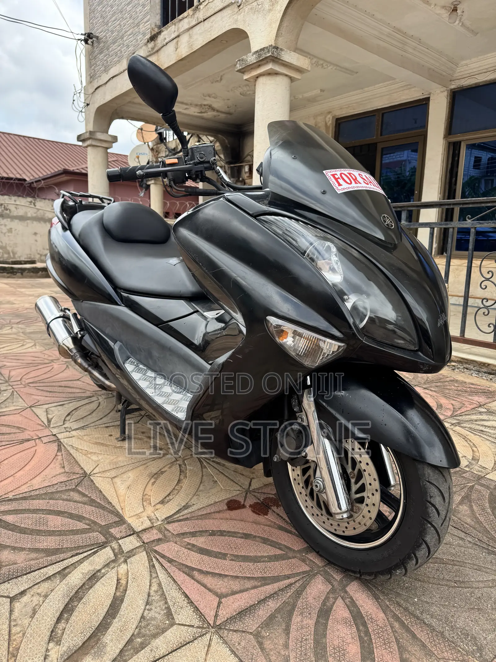 Yamaha Majesty 2012 Black