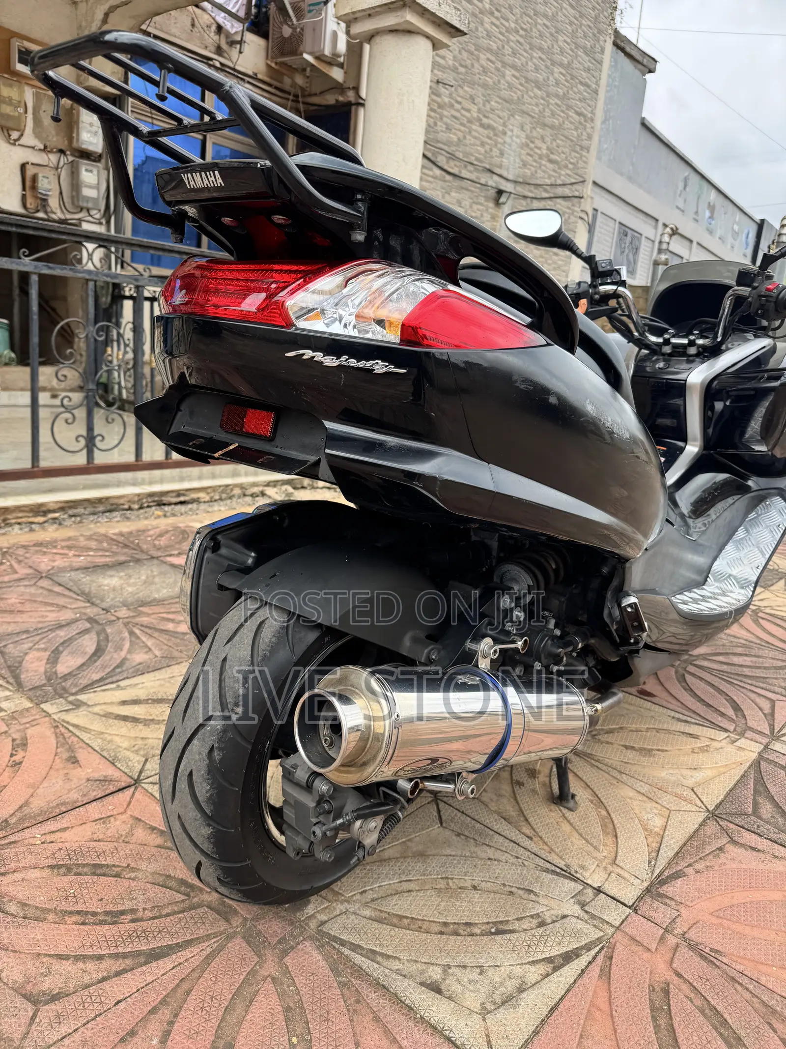 Yamaha Majesty 2012 Black