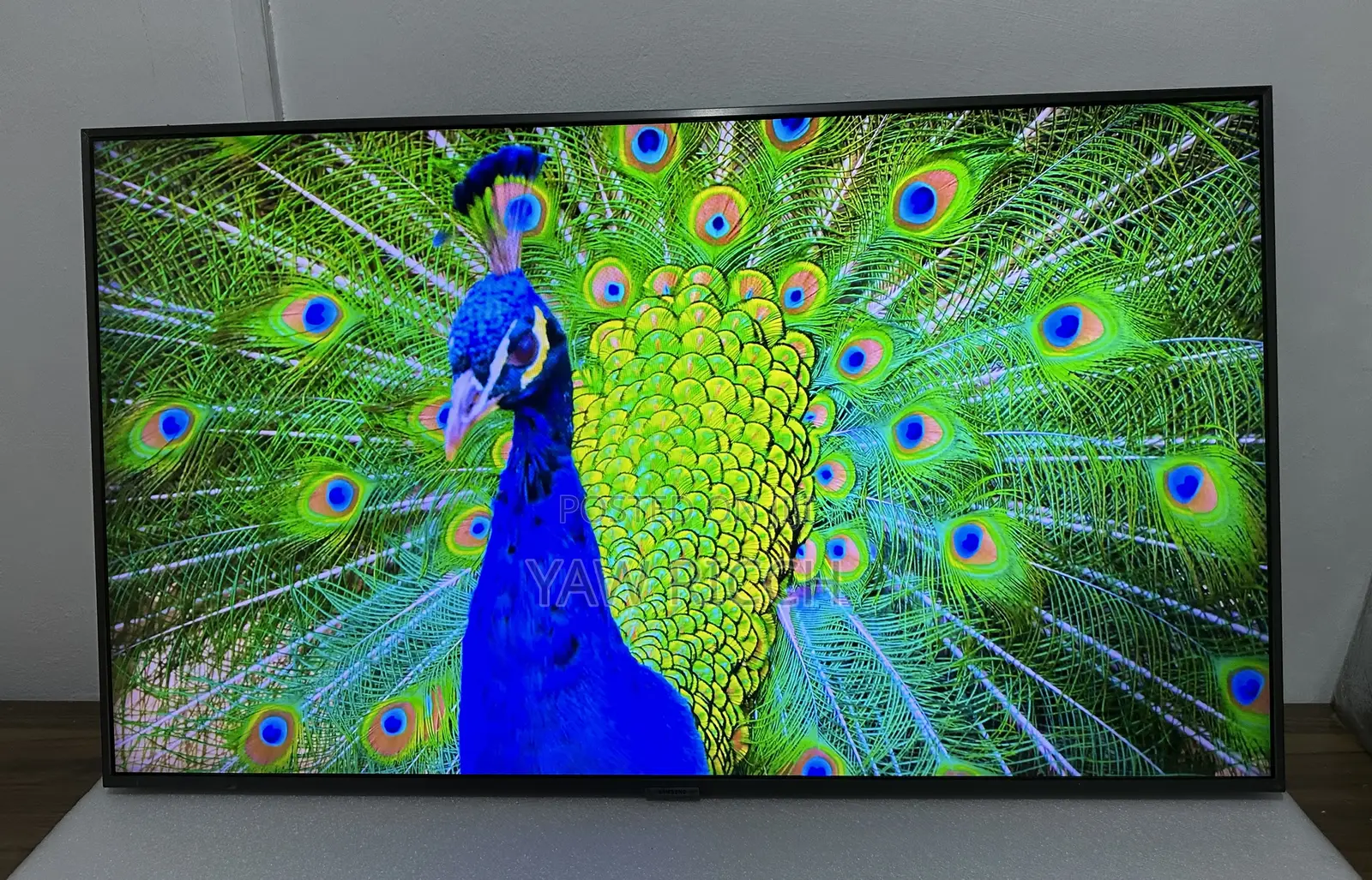 Uk Use Samsung 43inches Smart UHD Digital Satellite 2023 Model TV.