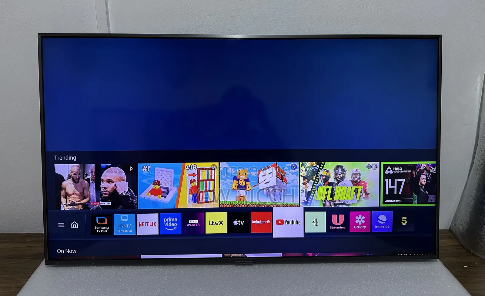 Uk Use Samsung 43inches Smart UHD Digital Satellite 2023 Model TV.