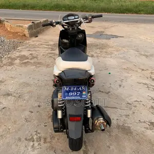 Yamaha 2023 White