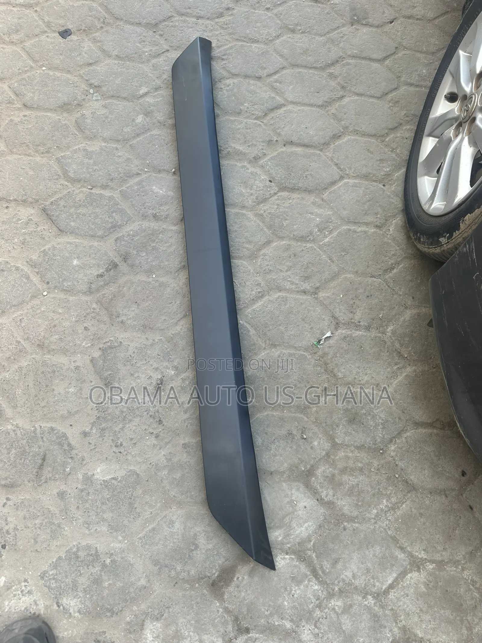 Toyota RAV4 2016 2017 2018 Boot/Tailgate Down Moulding Chrome Spoiler
