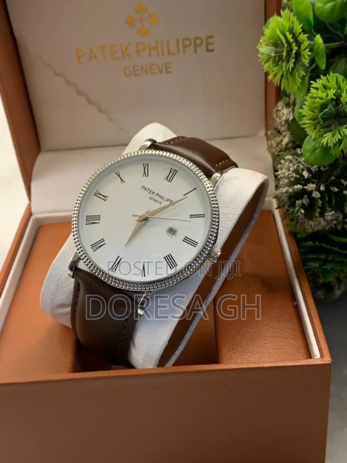 Patek Philippe Geneva Leather Watch for Men | Stylish Men’s Wristwatch
