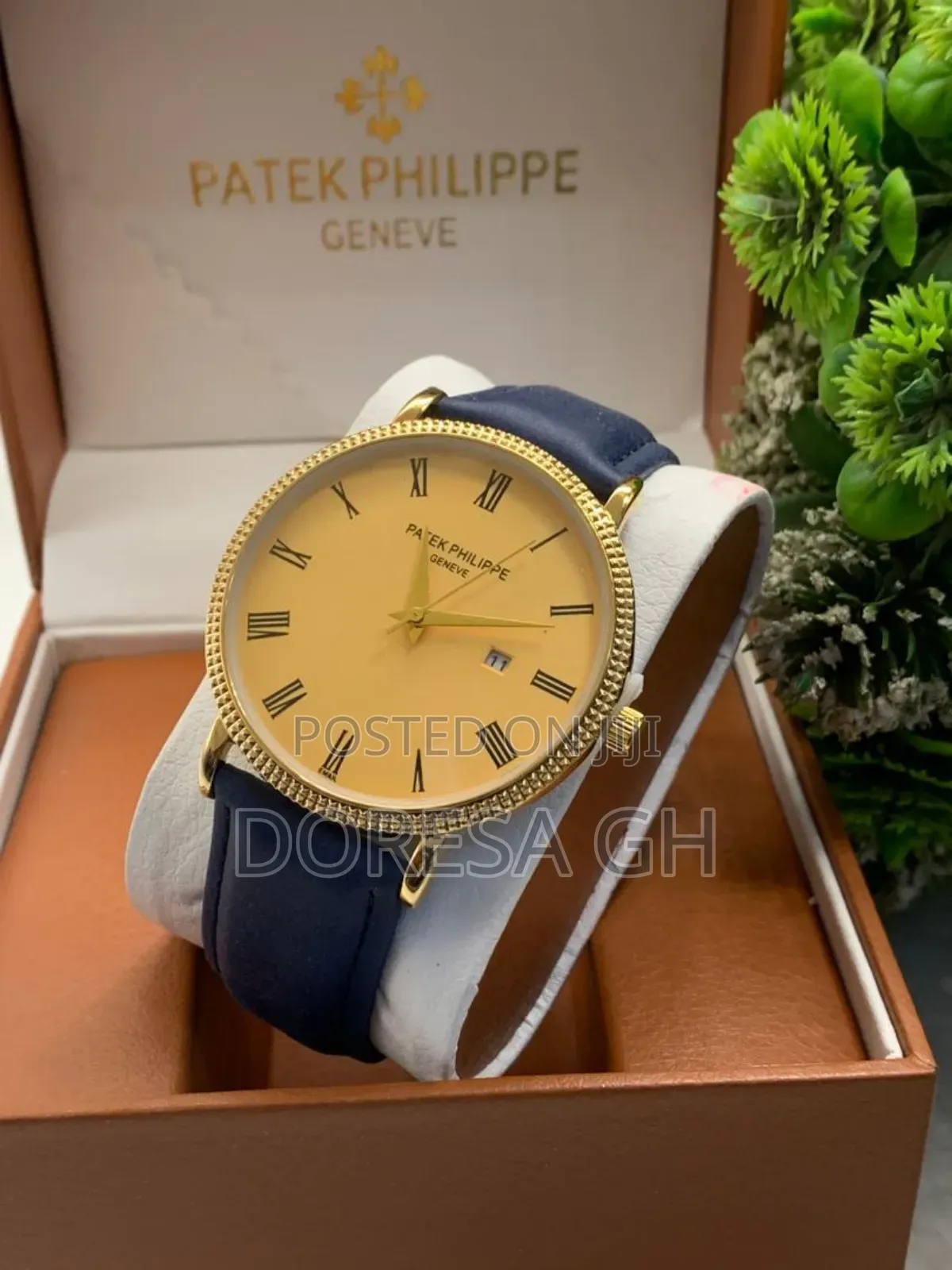 Patek Philippe Geneva Leather Watch for Men | Stylish Men’s Wristwatch