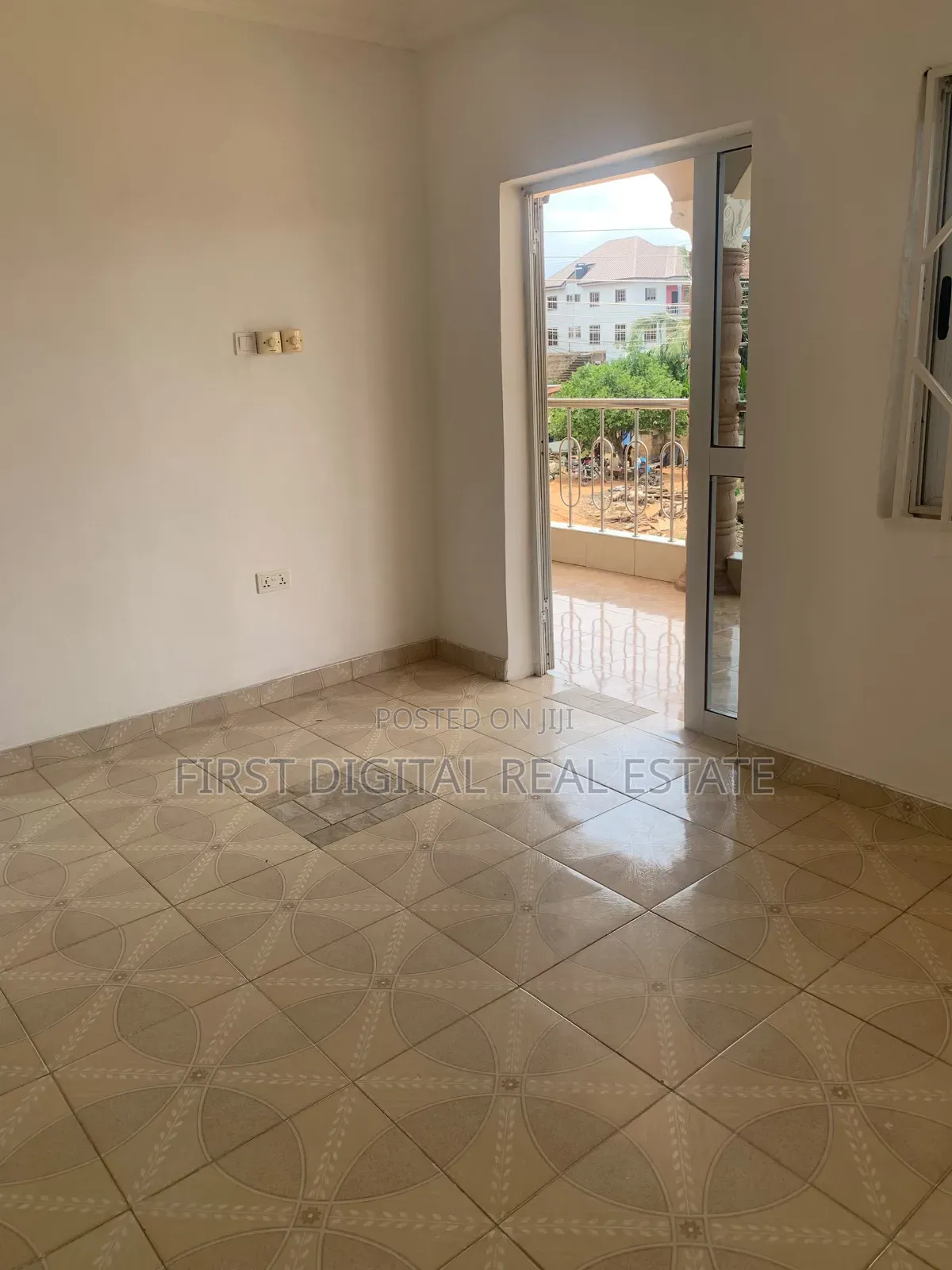 4bdrm Apartment in First Digital Real, Nyanyano for sale