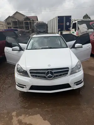 Mercedes-Benz C250 2014 White
