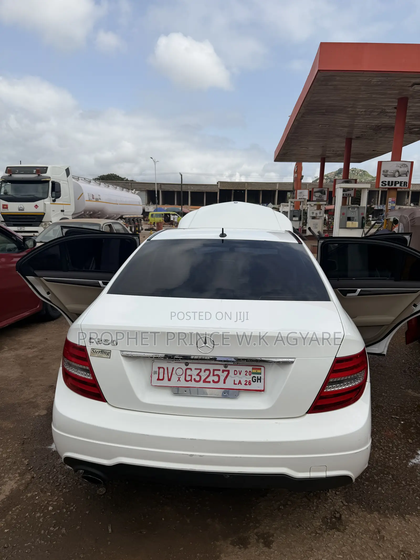 Mercedes-Benz C250 2014 White