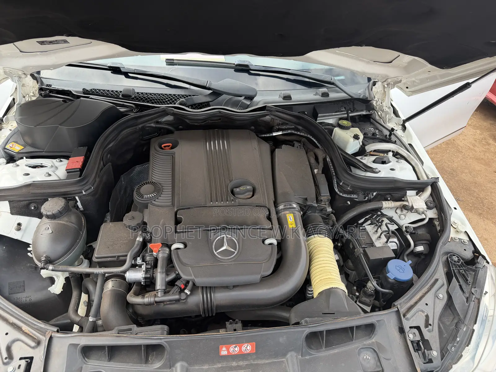 Mercedes-Benz C250 2014 White