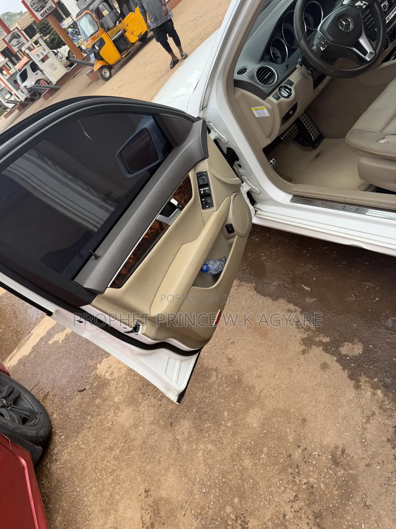 Mercedes-Benz C250 2014 White