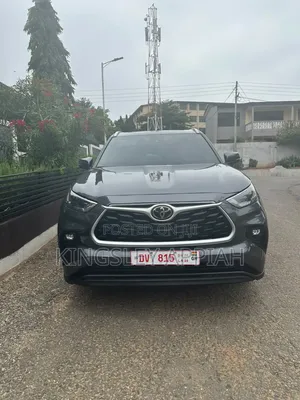 Toyota Highlander 2024 Gray