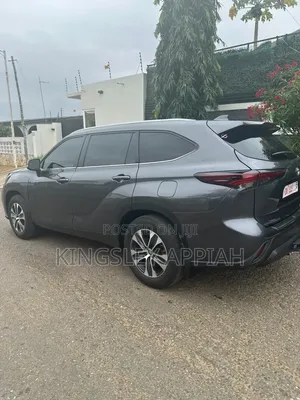 Toyota Highlander 2024 Gray