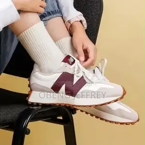 Original New Balance 327 Moon Beam in Colours