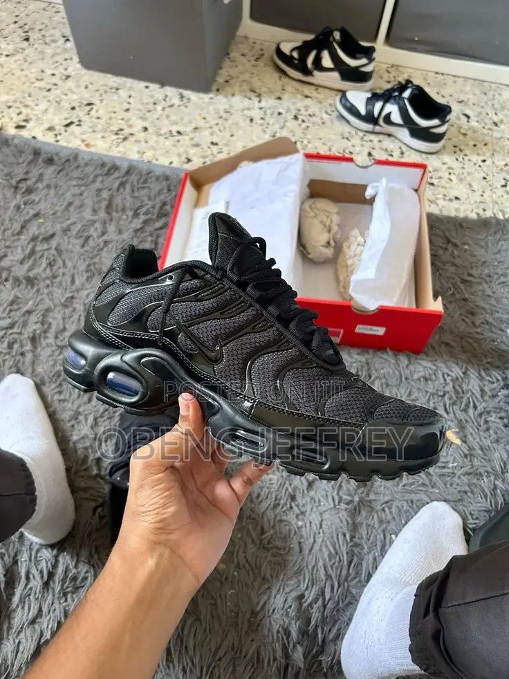 Original Nike TN All Black