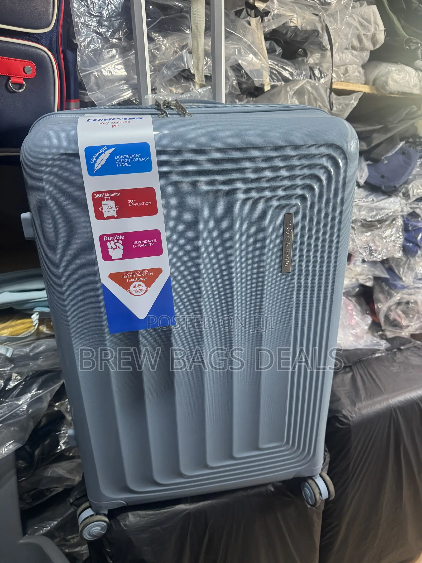 Premium Quality Compass 28 Inches Single Large Traveling Bag.