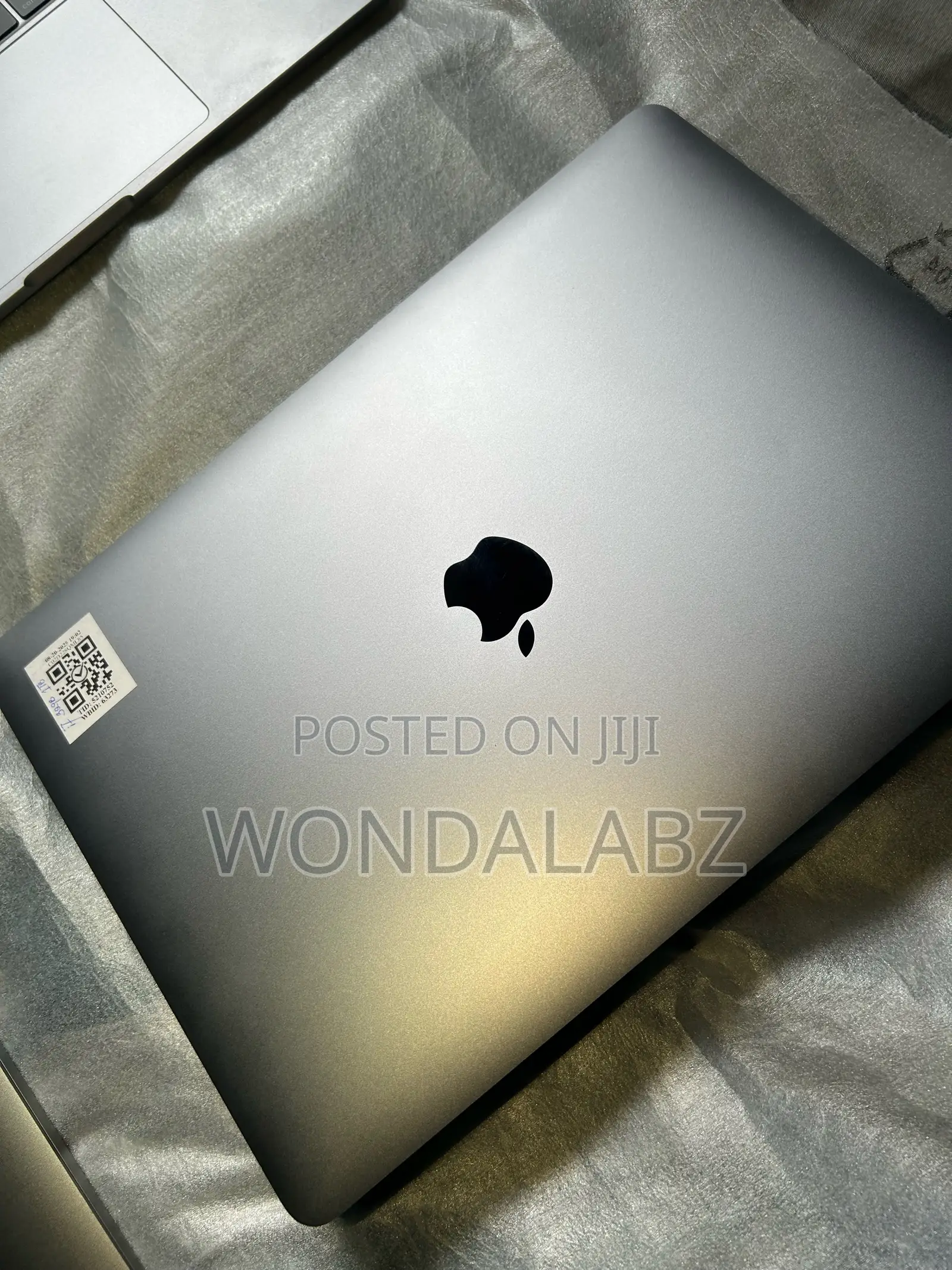 Laptop Apple MacBook Pro 2020 32GB Intel Core i7 SSD 1T