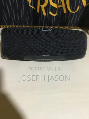 JBL Charge 4