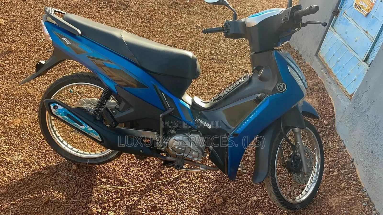 Yamaha 2021 Blue