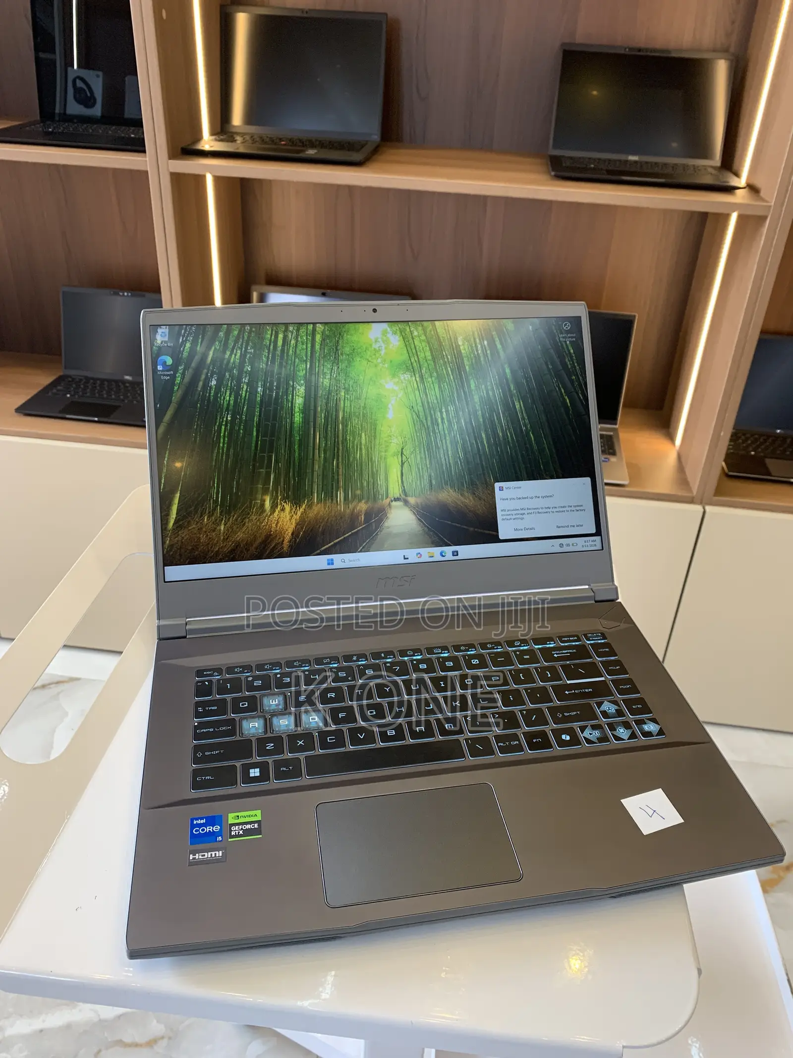 New Laptop MSI 16GB Intel Core i5 SSD 512GB
