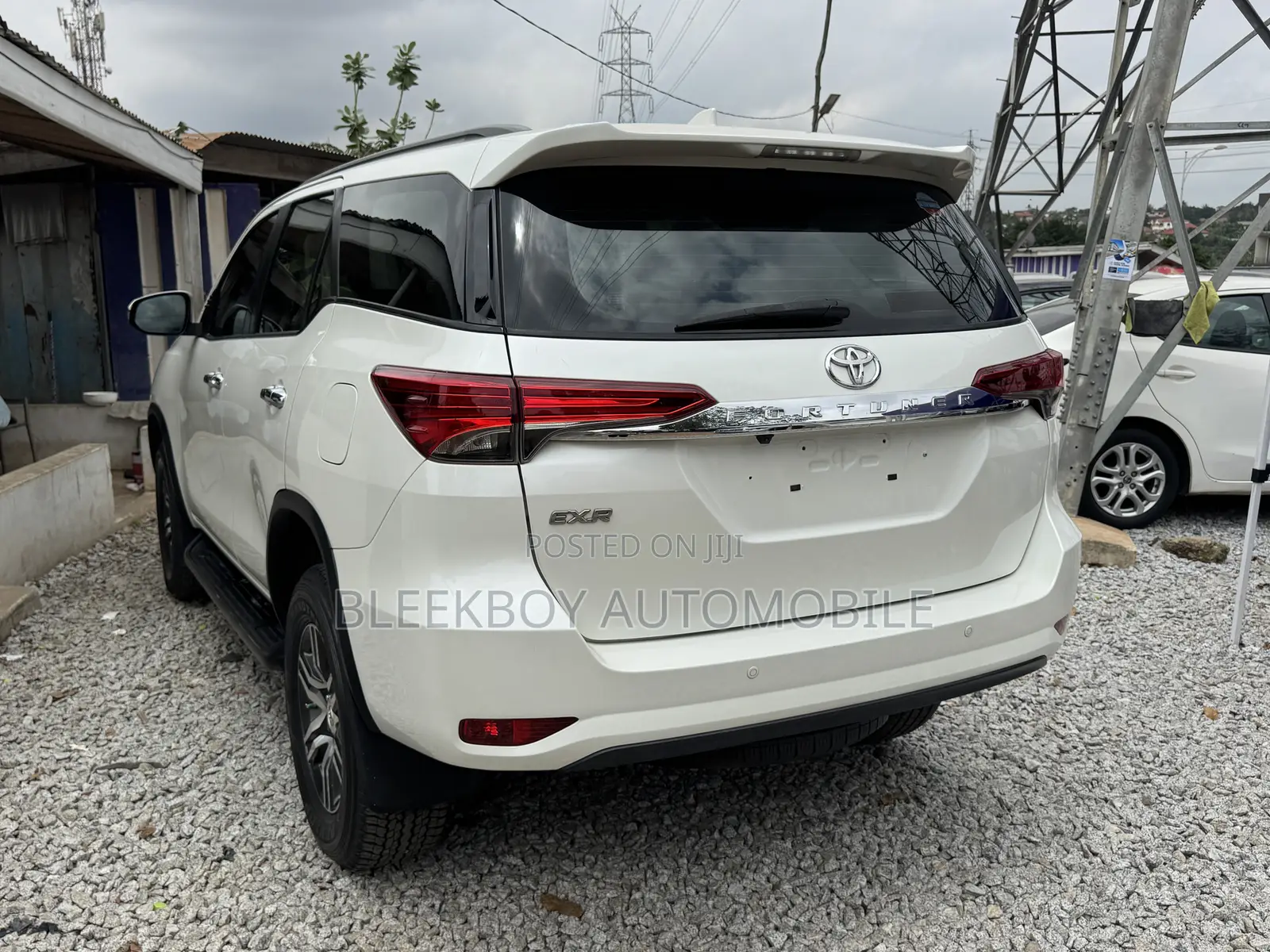 Toyota Fortuner 2.7 AWD 2019 White