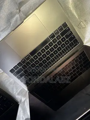 Laptop Apple MacBook 2016 8GB Intel Core i5 SSD 256GB