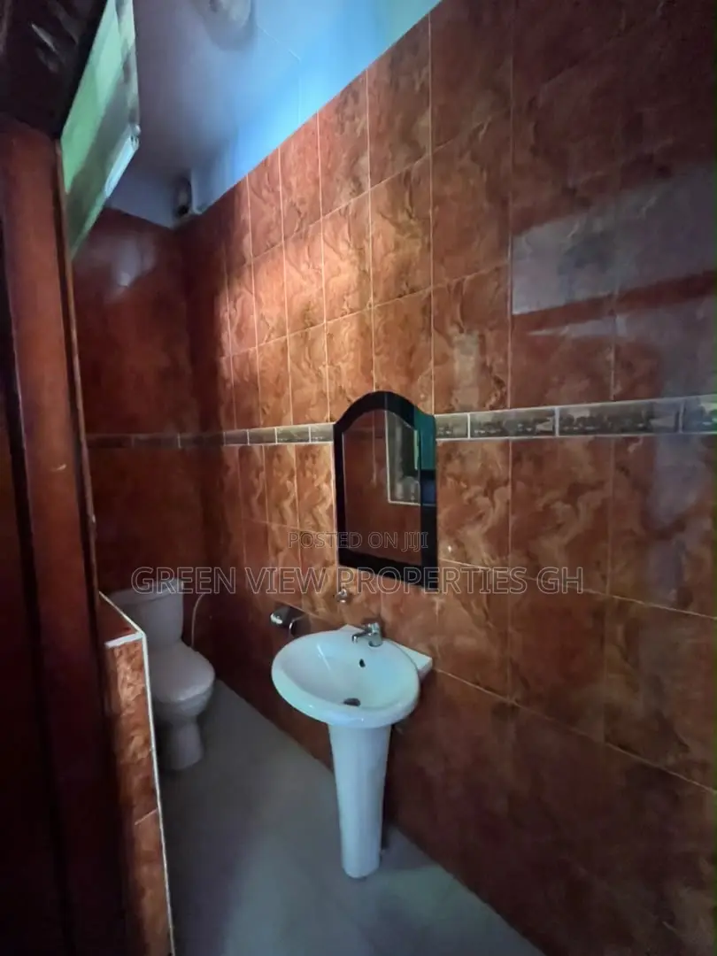 2bdrm Apartment in East Legon for rent