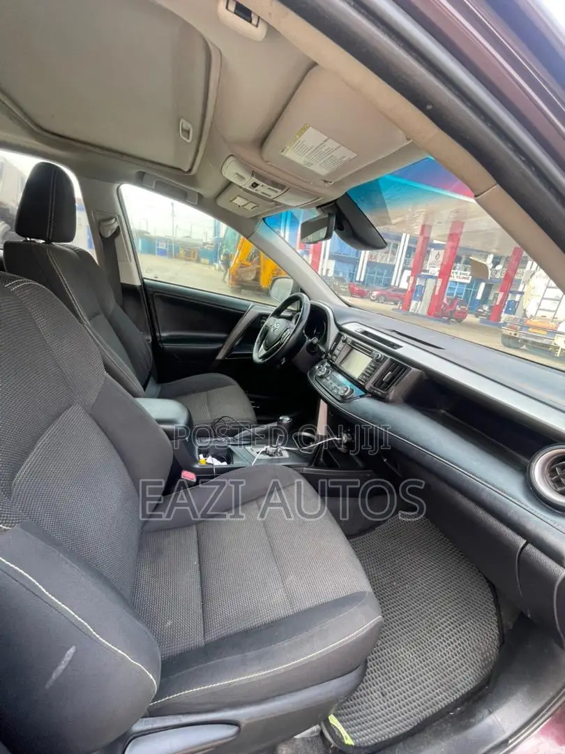 Toyota RAV4 2018 Brown