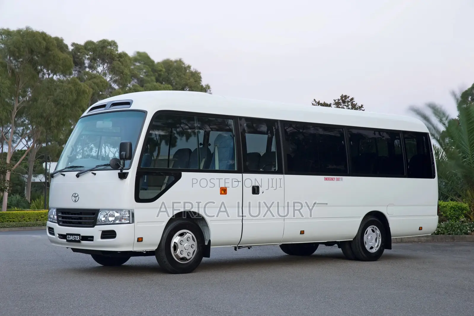 Comfortable Toyota Coaster for Group Travel for Rent