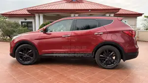 Hyundai Santa Fe 2014 Red