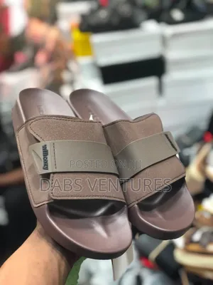Will Cozy Quality Slide Wear