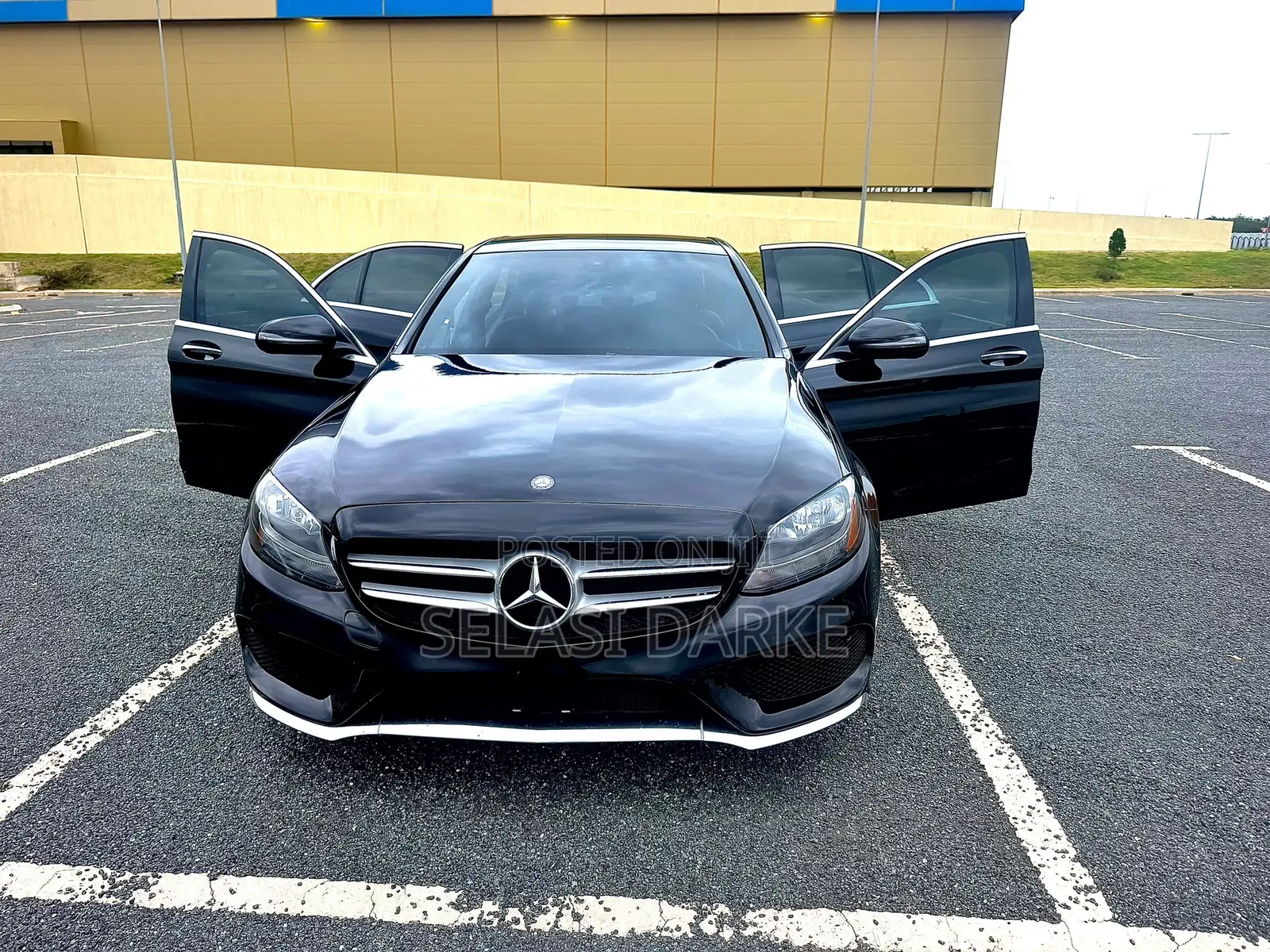 Mercedes-Benz C300 Luxury 4matic Sedan AWD (2.0L 4cyl 7A) 2017 Blue
