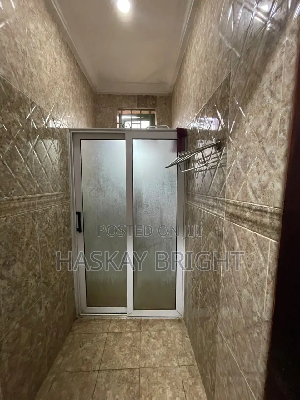 3bdrm Apartment in Madina for rent