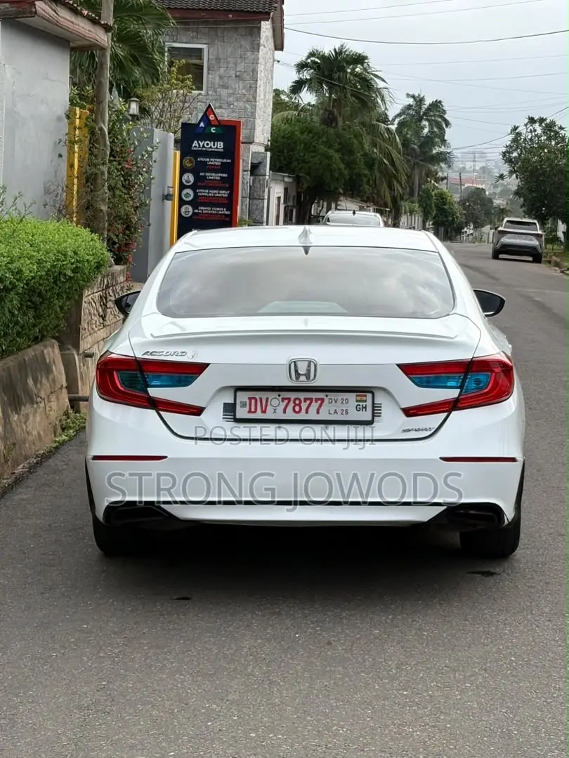 Honda Accord Sport 2018 White