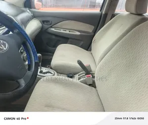 Toyota Belta 2010 Silver