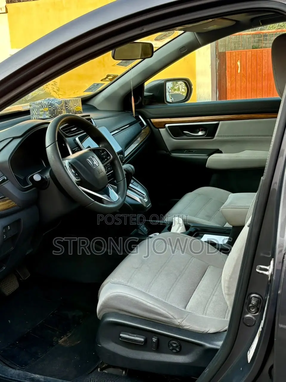 Honda CR-V Touring 4dr SUV AWD (1.5L 4cyl CVT) 2017 Gray