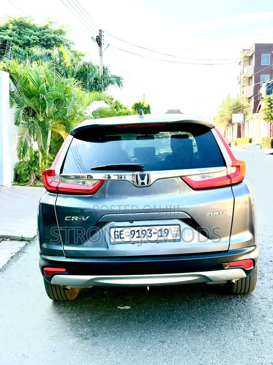 Honda CR-V Touring 4dr SUV AWD (1.5L 4cyl CVT) 2017 Gray