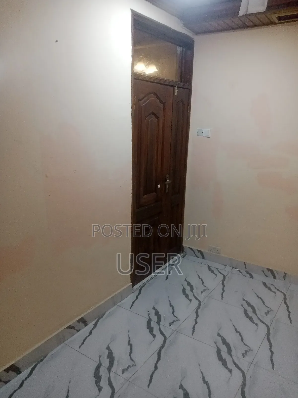 3bdrm Apartment in Owner, North Ridge for rent