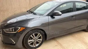 Hyundai Elantra Value Edition Sedan FWD (2.0L 4cyl 6A) 2017 Gray