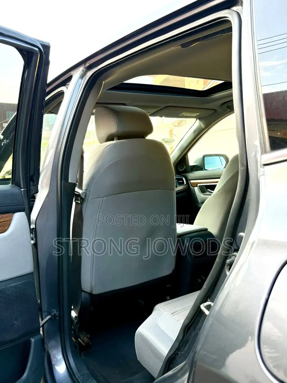 Honda CR-V Touring AWD 2018 Gray