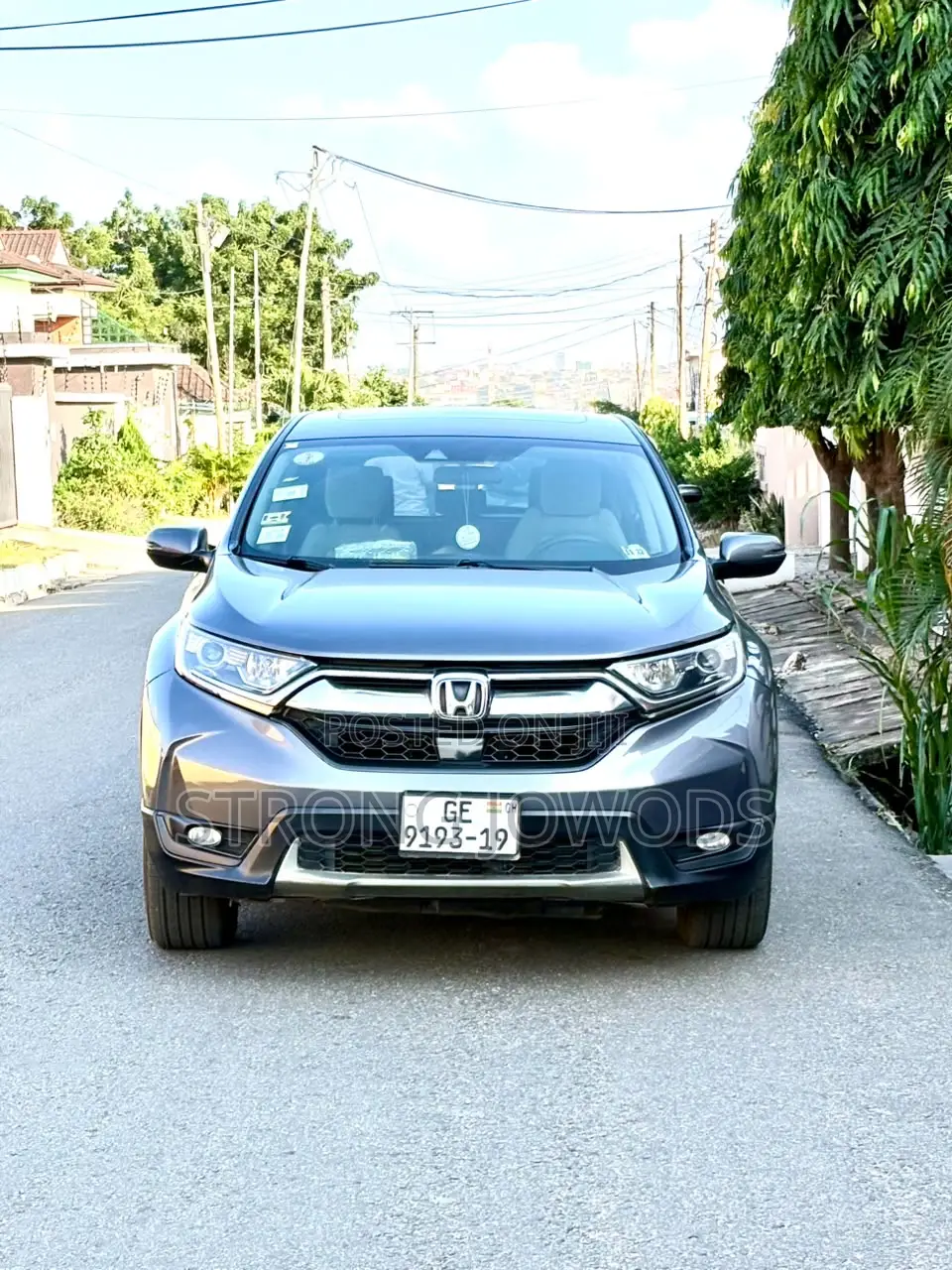 Honda CR-V Touring AWD 2018 Gray