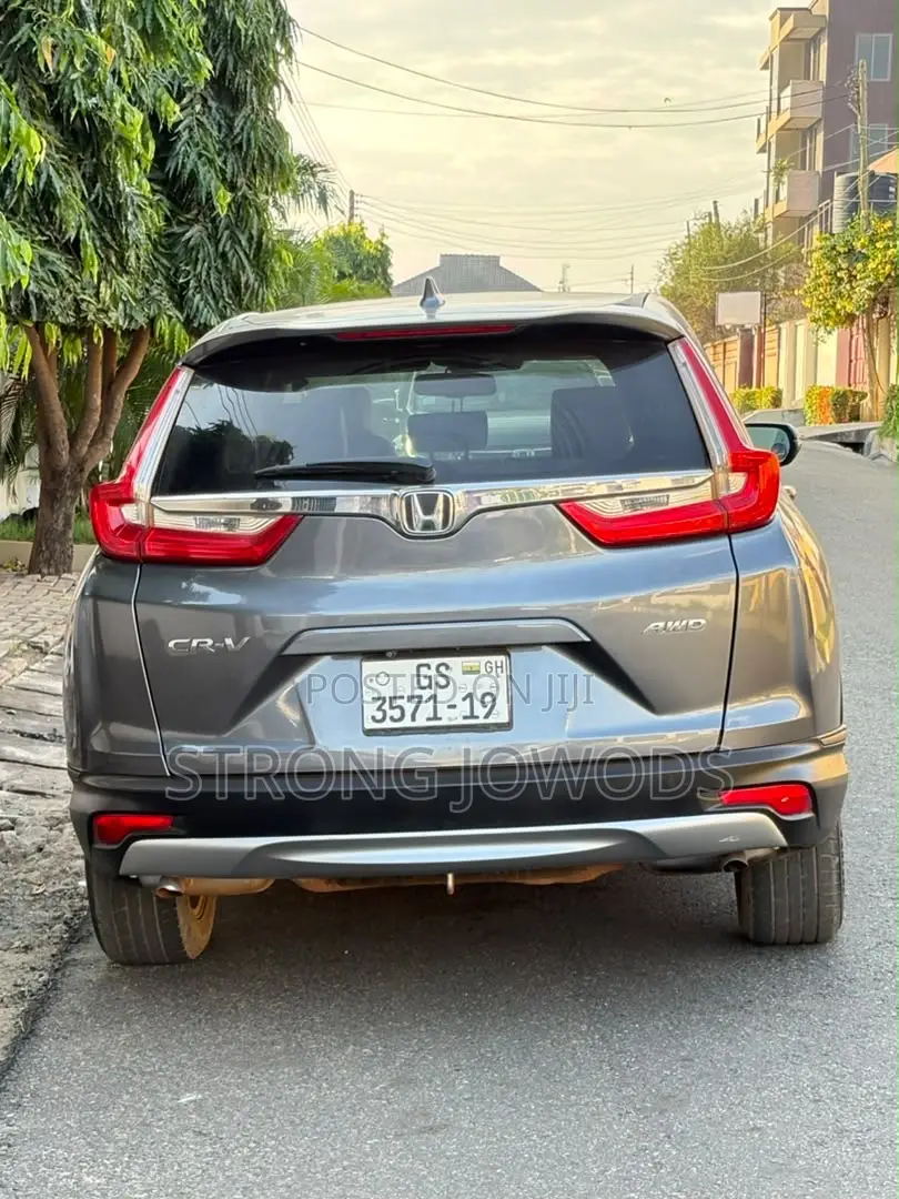 Honda CR-V Touring AWD 2018 Gray