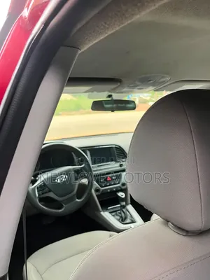 Hyundai Elantra 2017 Red